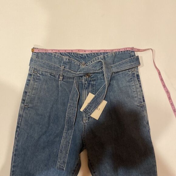 DL1961 Susie Tapered Jeans - Picture 6 of 9